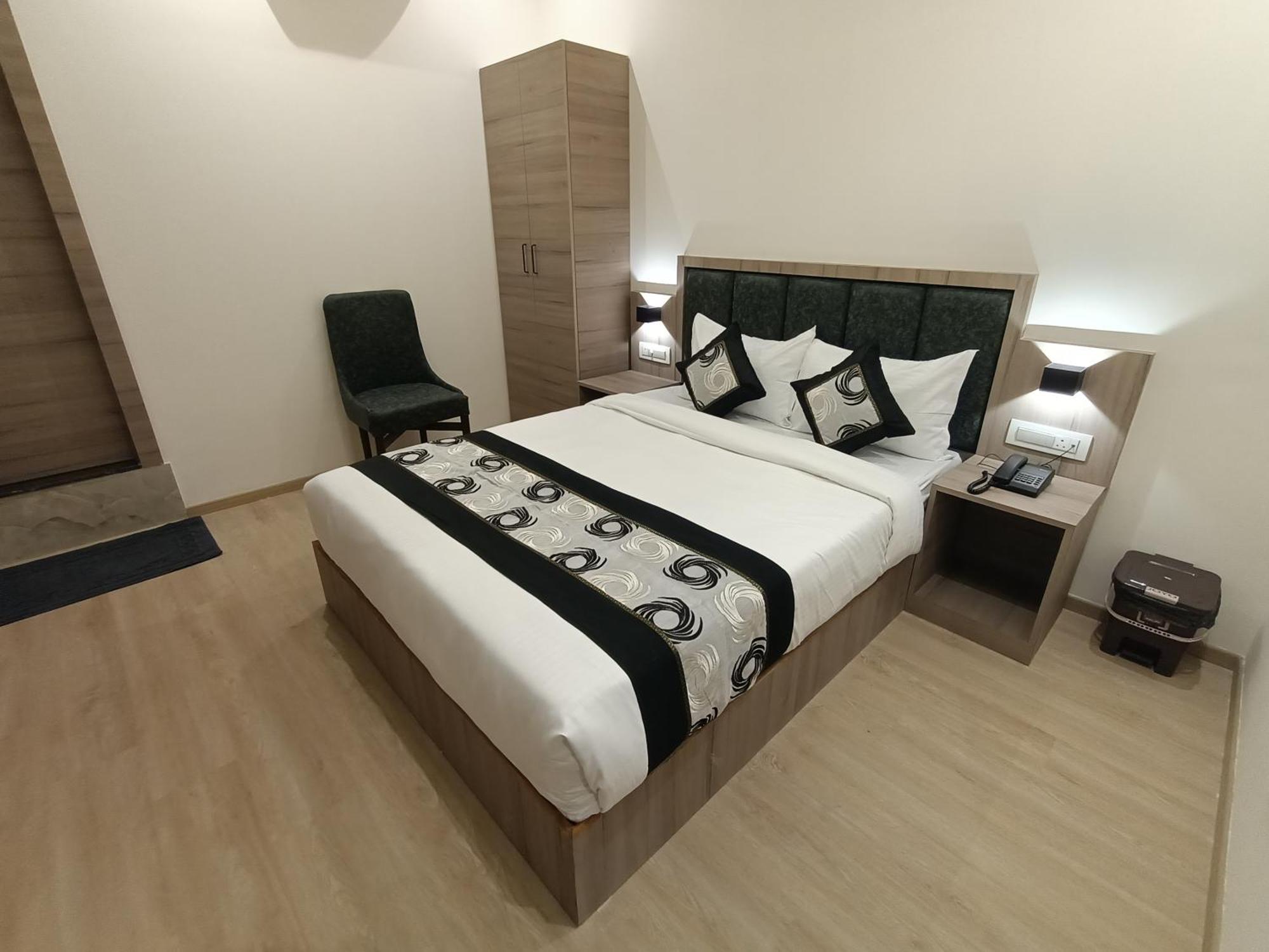 Hotel Beverly Palace Santacruz - Near Bkc - Mumbai Airport T1 Kültér fotó