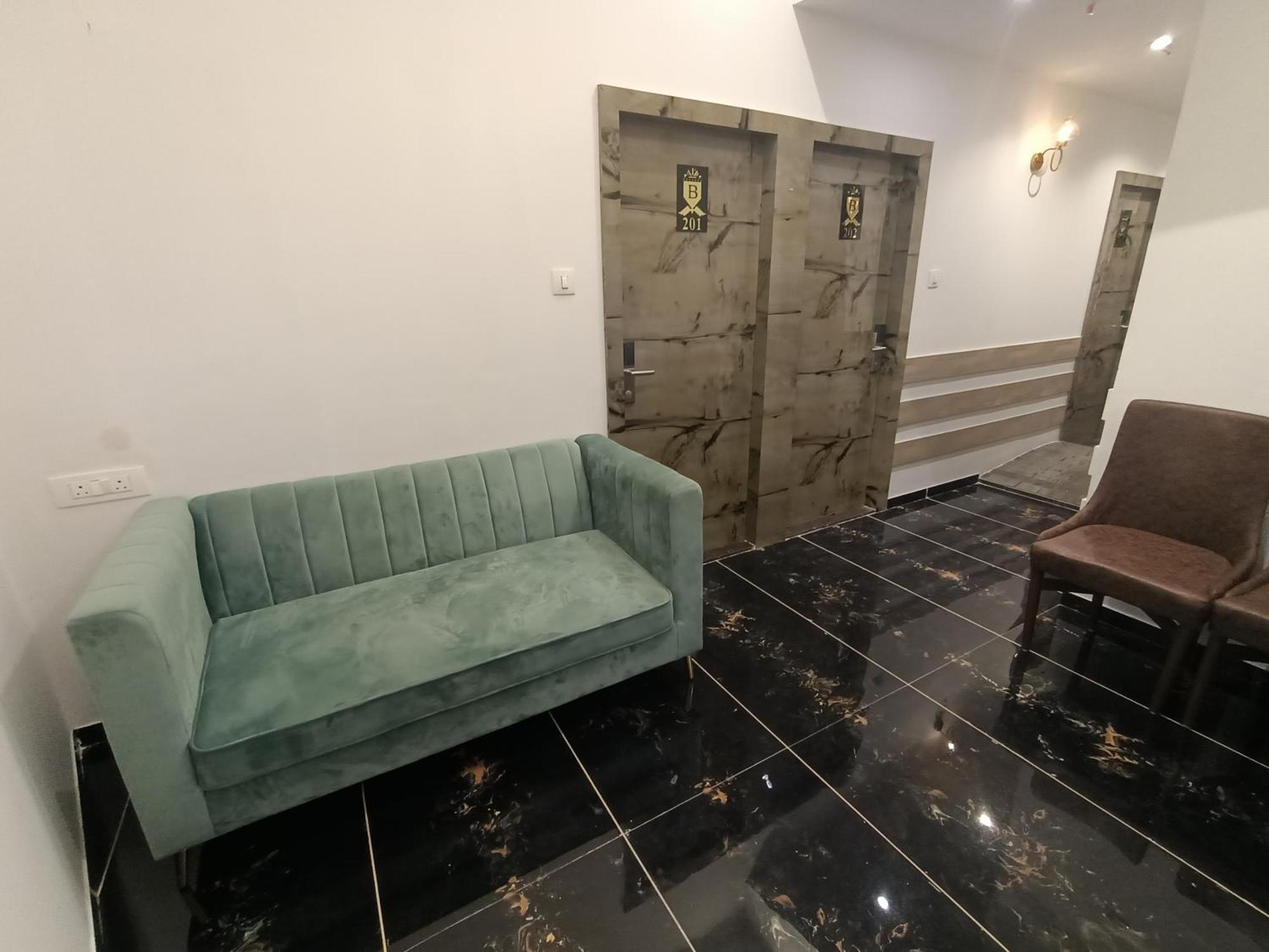 Hotel Beverly Palace Santacruz - Near Bkc - Mumbai Airport T1 Kültér fotó