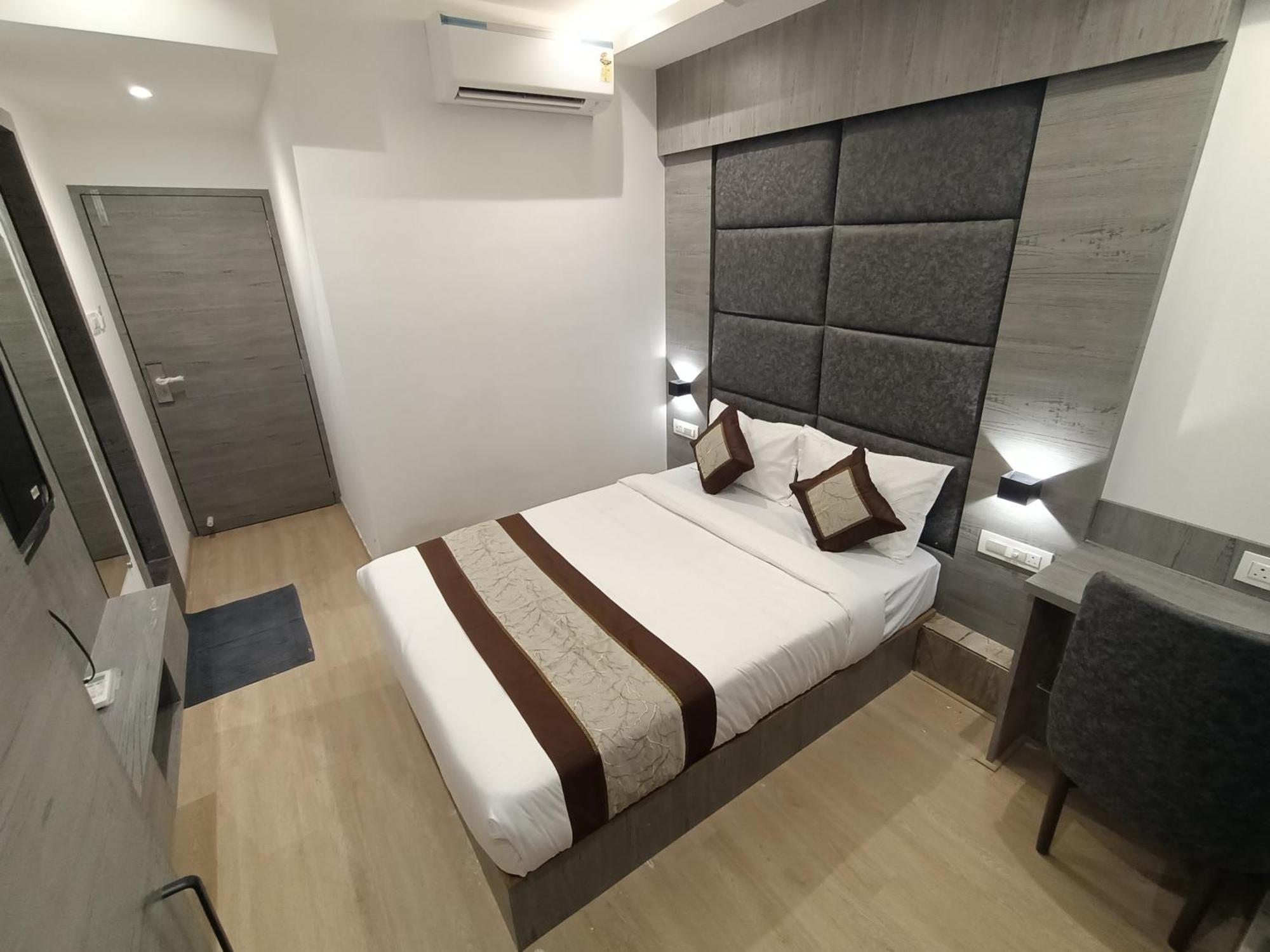 Hotel Beverly Palace Santacruz - Near Bkc - Mumbai Airport T1 Kültér fotó
