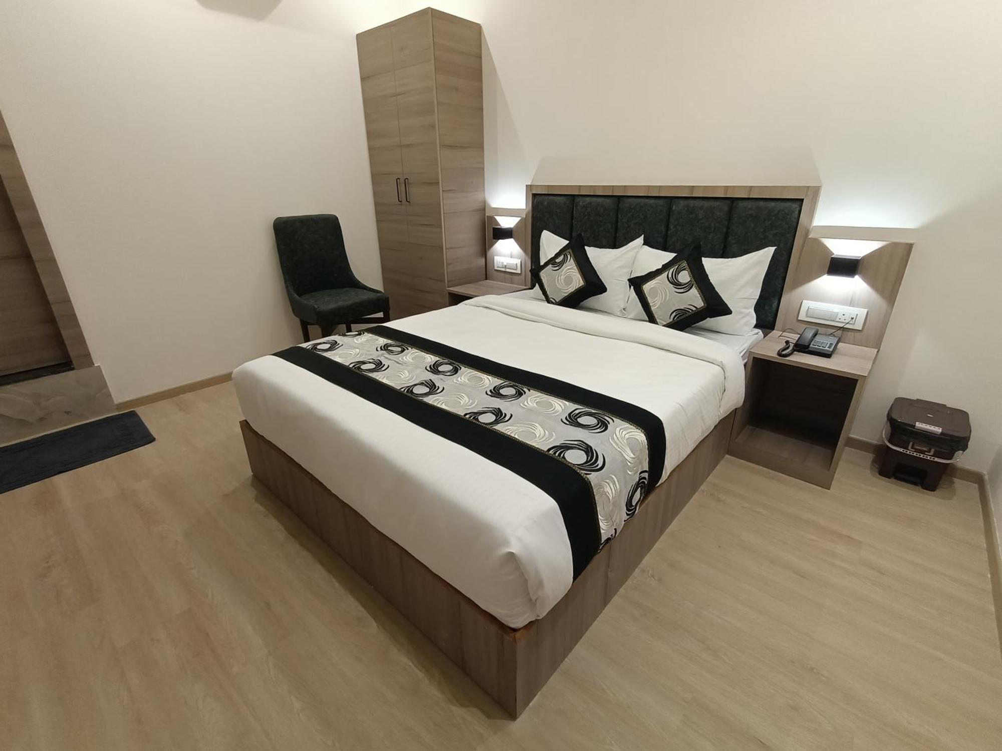 Hotel Beverly Palace Santacruz - Near Bkc - Mumbai Airport T1 Kültér fotó