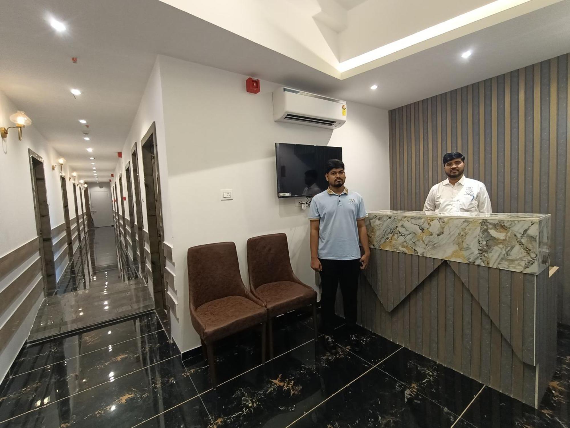 Hotel Beverly Palace Santacruz - Near Bkc - Mumbai Airport T1 Kültér fotó