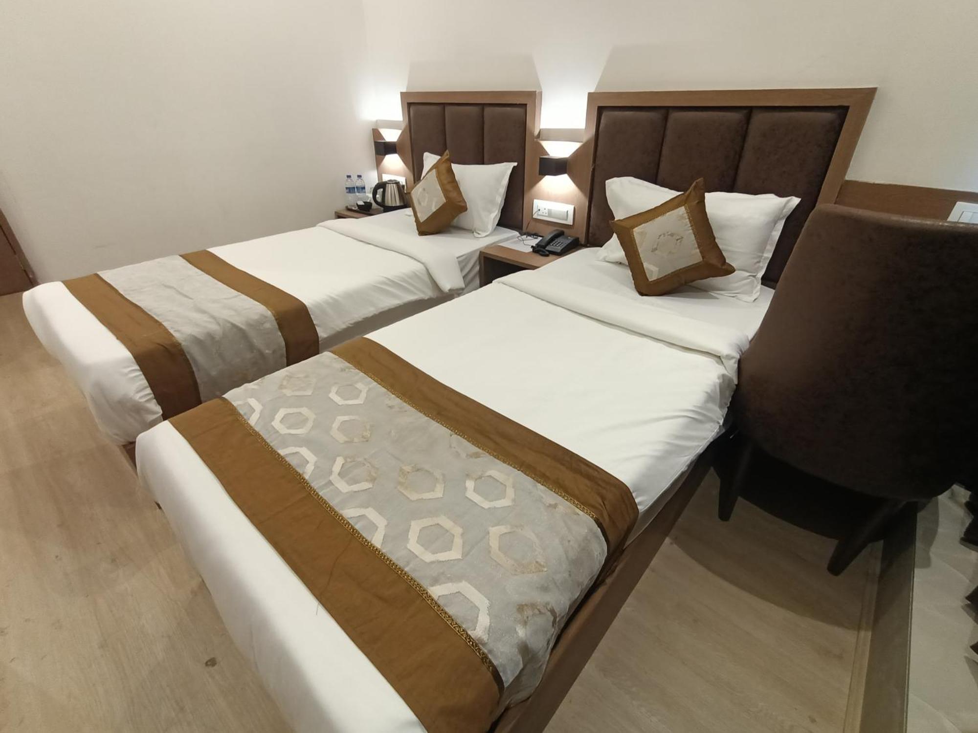Hotel Beverly Palace Santacruz - Near Bkc - Mumbai Airport T1 Kültér fotó