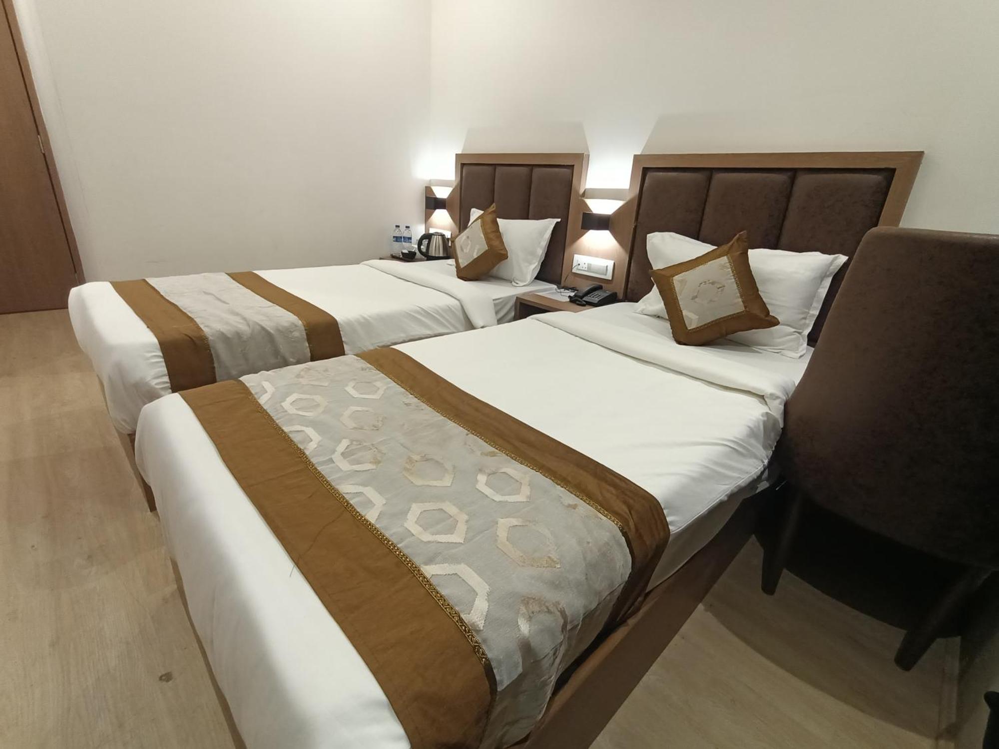 Hotel Beverly Palace Santacruz - Near Bkc - Mumbai Airport T1 Kültér fotó