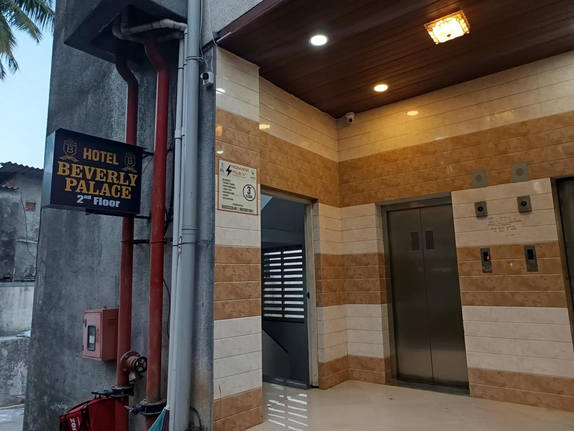 Hotel Beverly Palace Santacruz - Near Bkc - Mumbai Airport T1 Kültér fotó